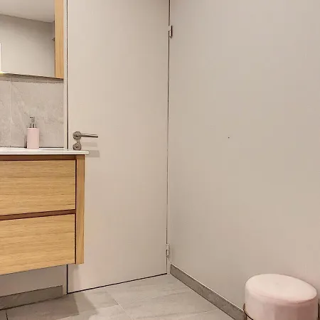 Lovely דירה קולמר